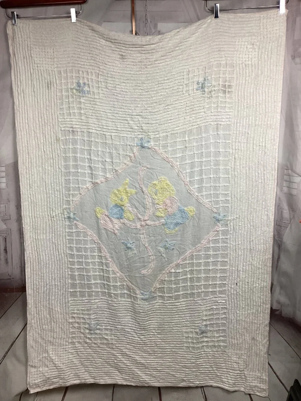 Vintage Chenille Baby Blanket Crib Child Bedspread 43x62